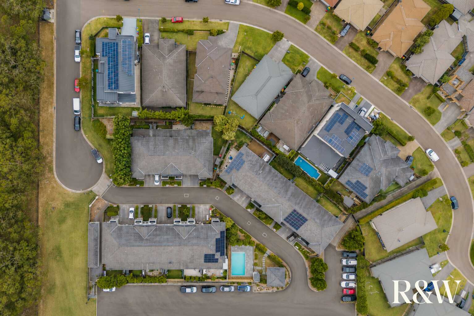 3 HIGHLAND CLOSE Macquarie Links