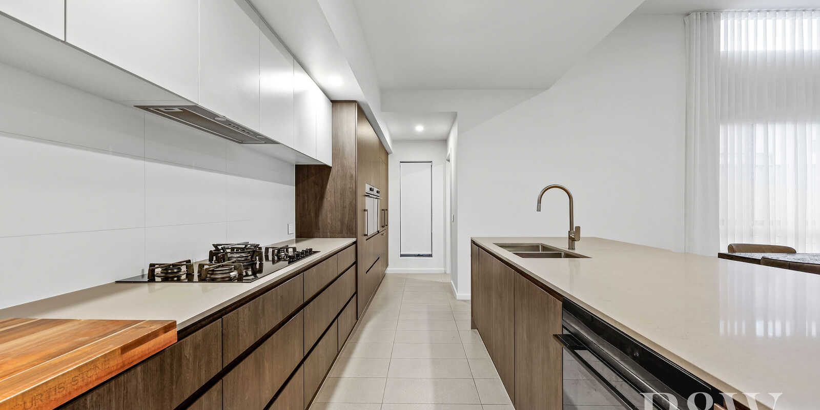 9 Hewitson Court Gledswood Hills