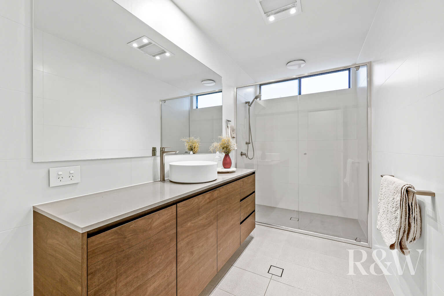 9 Hewitson Court Gledswood Hills
