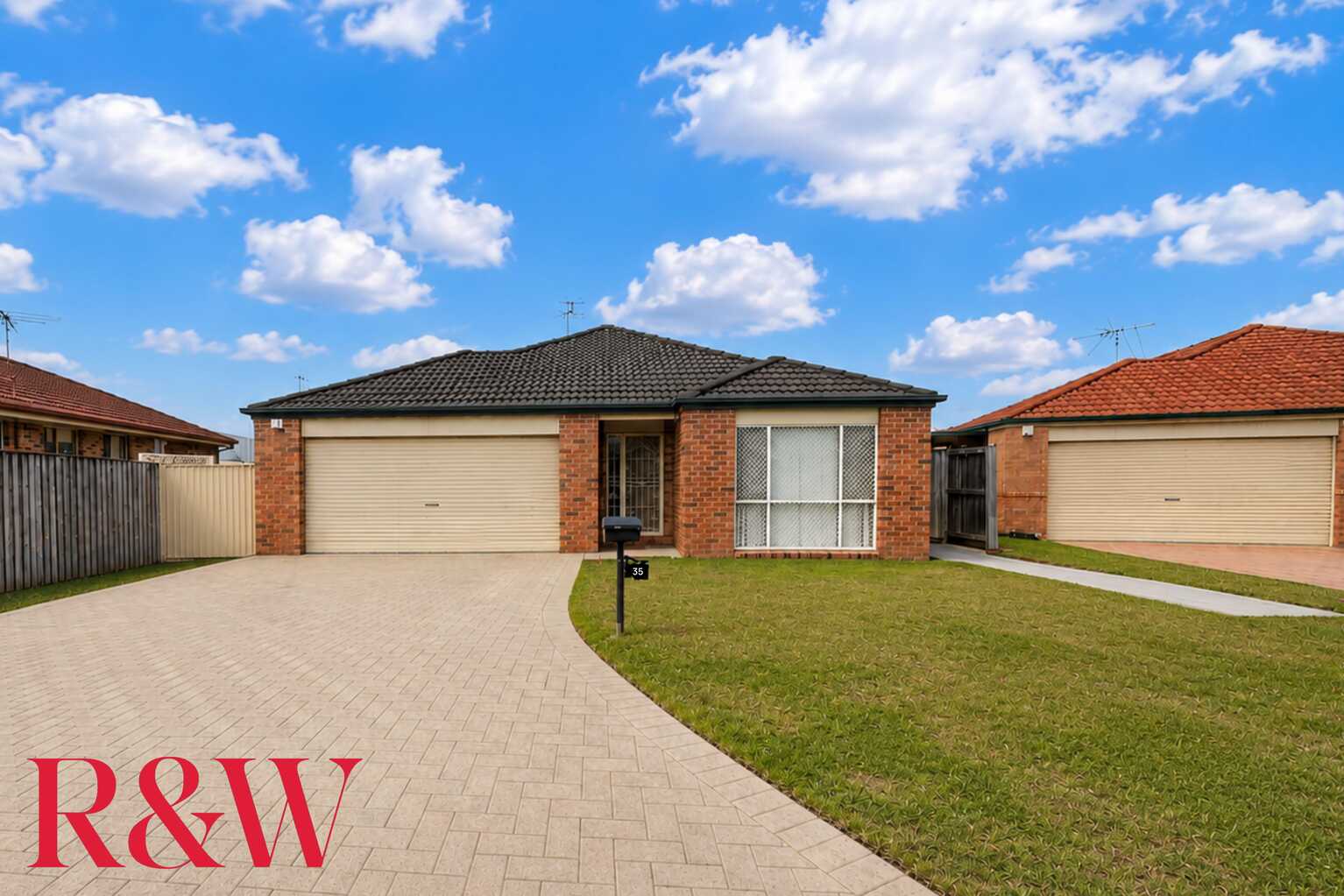35 John Kidd Drive Blair Athol