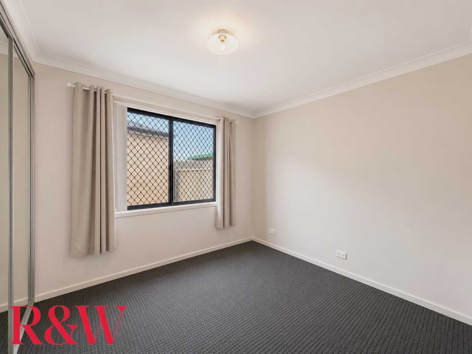 35 John Kidd Drive Blair Athol
