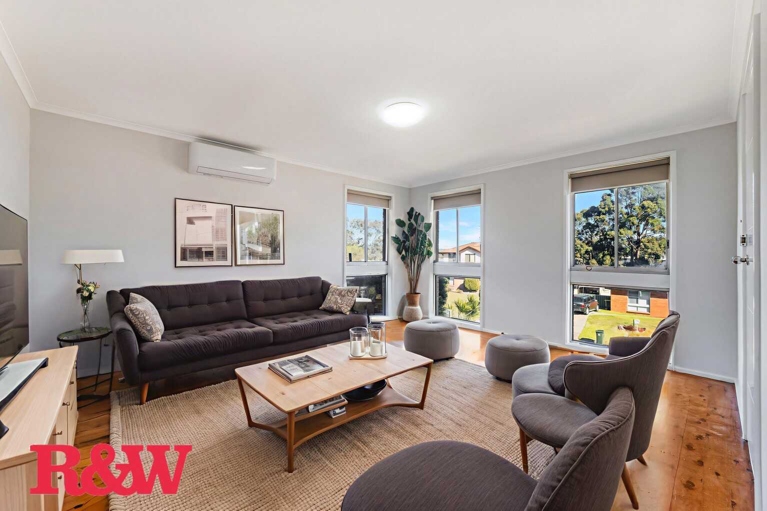 52 Elouera Crescent Woodbine