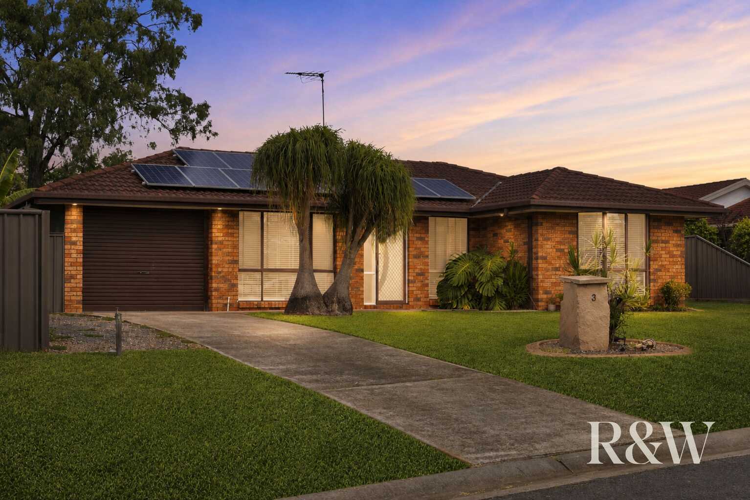 3 WILLIAM HOWE PLACE Narellan Vale