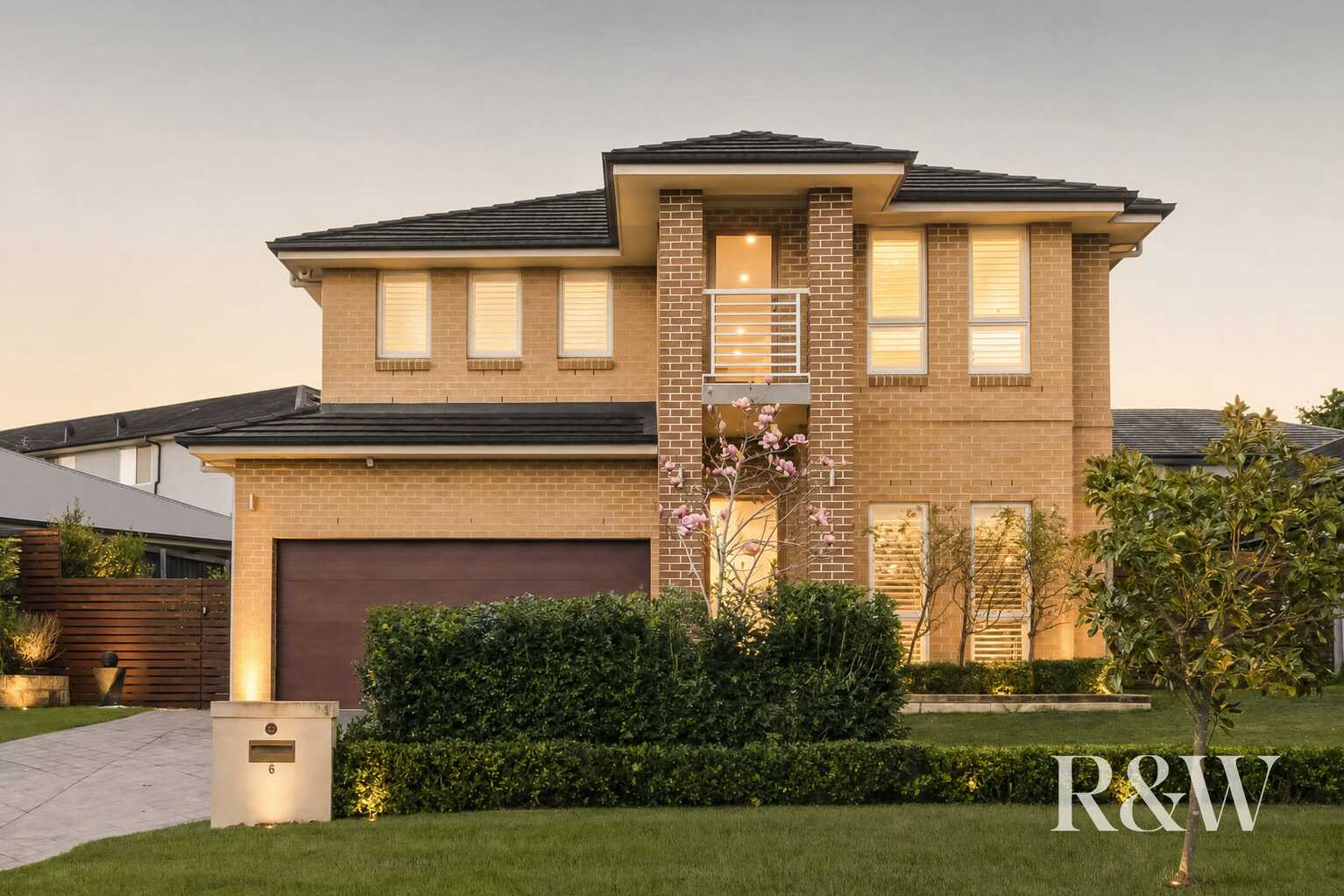 6 DROMEDARY PLACE Macquarie Links 6 DROMEDARY PLACE Macquarie Links