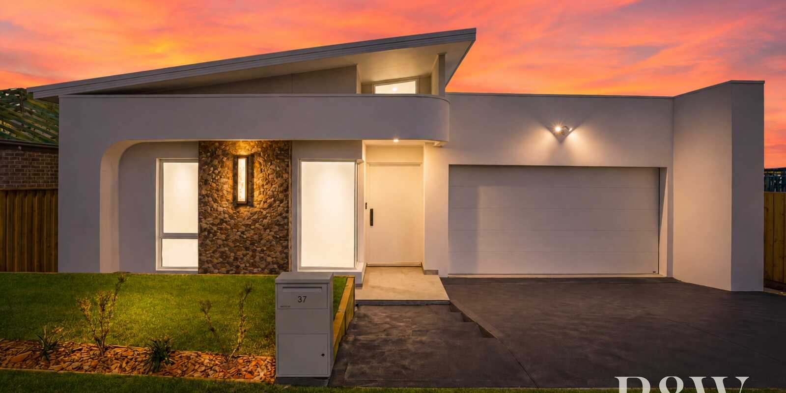 37 HARNESS DRIVE Menangle Park