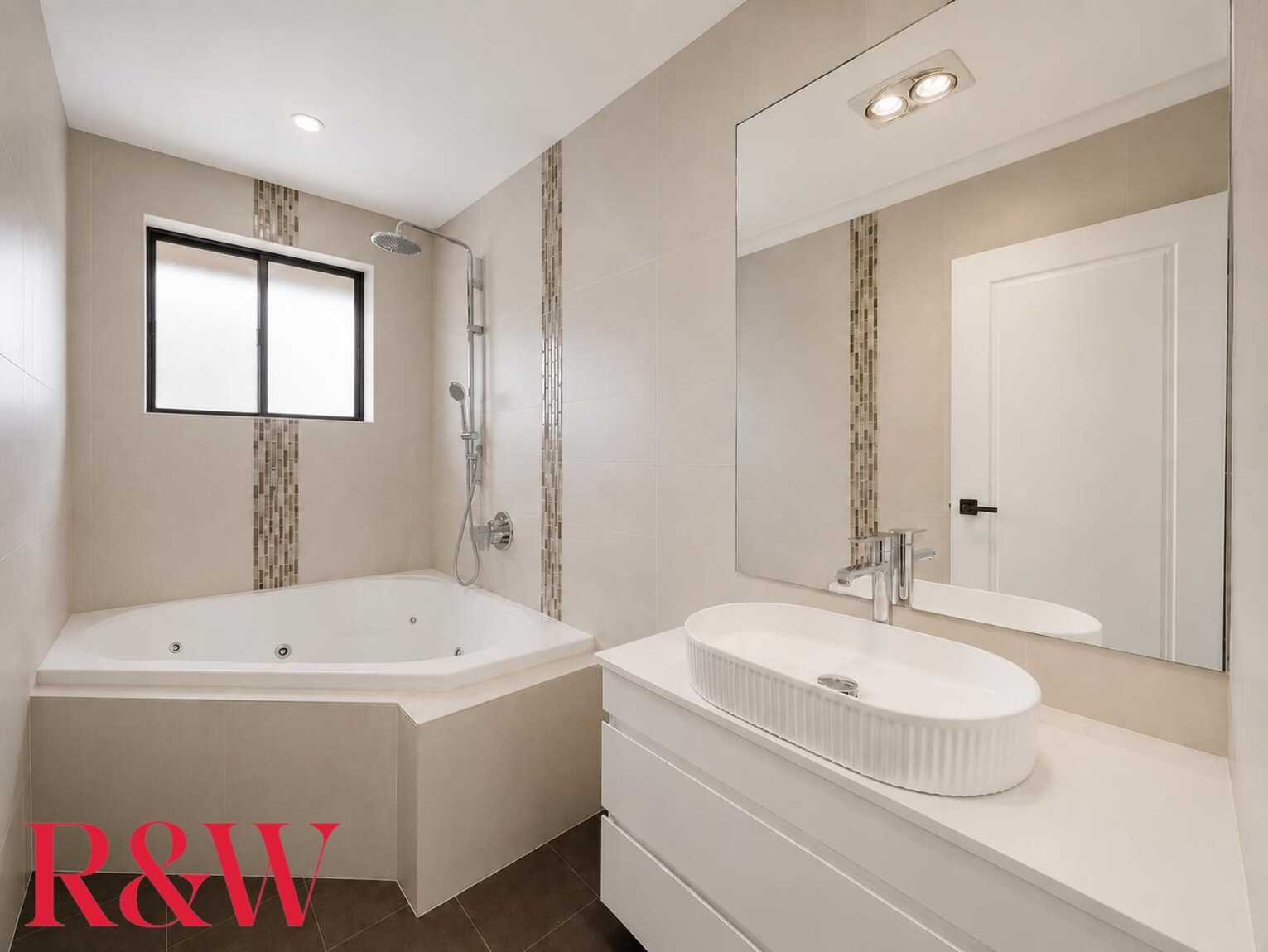 5/134 Ernest Street Lakemba