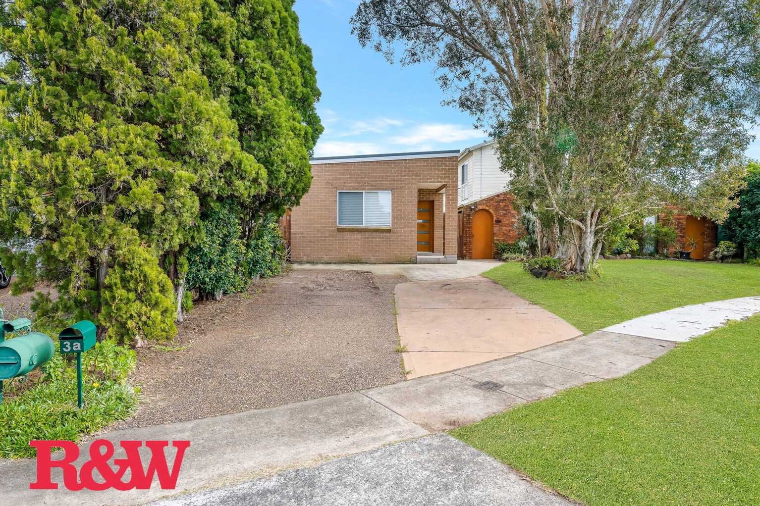 3A Leura Close Bossley Park 3A Leura Close Bossley Park