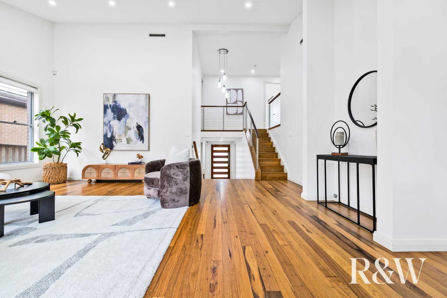 8 Jarvisfield Place Macquarie Links
