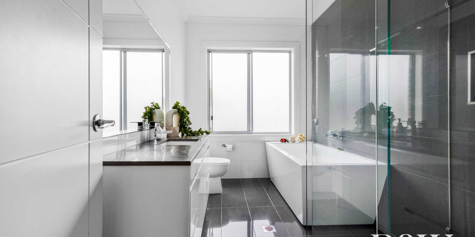 8 Jarvisfield Place Macquarie Links