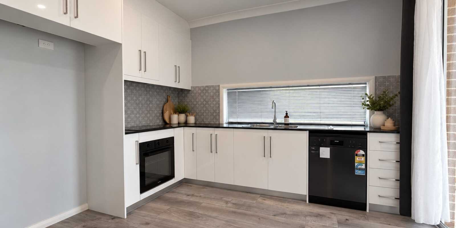 3A Leura Close Bossley Park 3A Leura Close Bossley Park