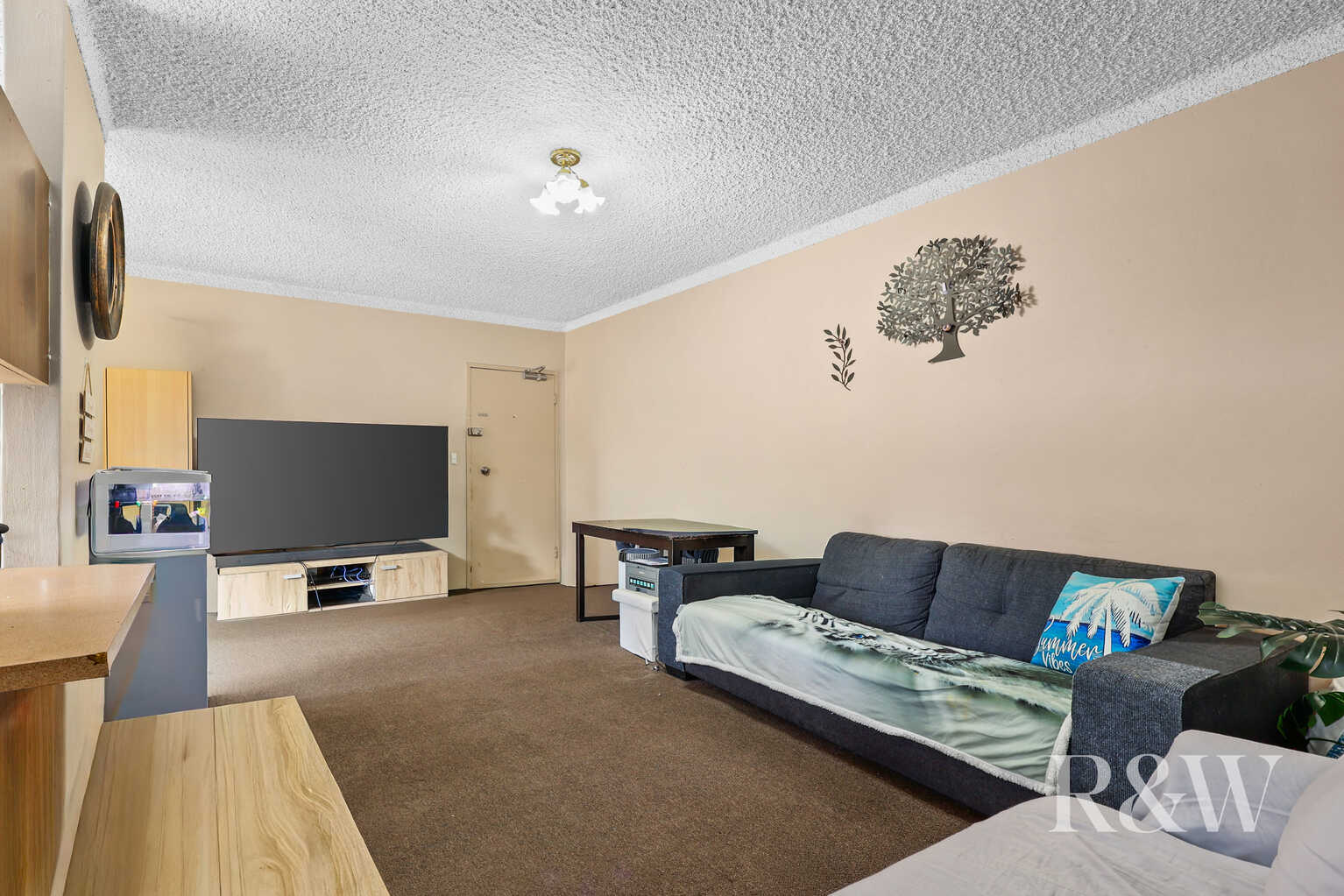 20/57 JACARANDA AVENUE Bradbury