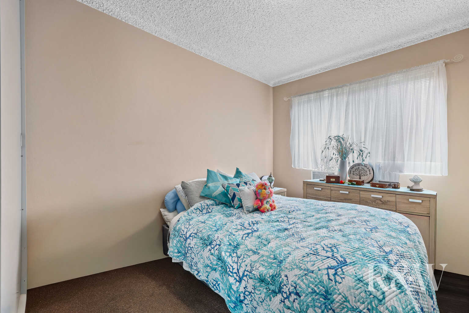 20/57 JACARANDA AVENUE Bradbury