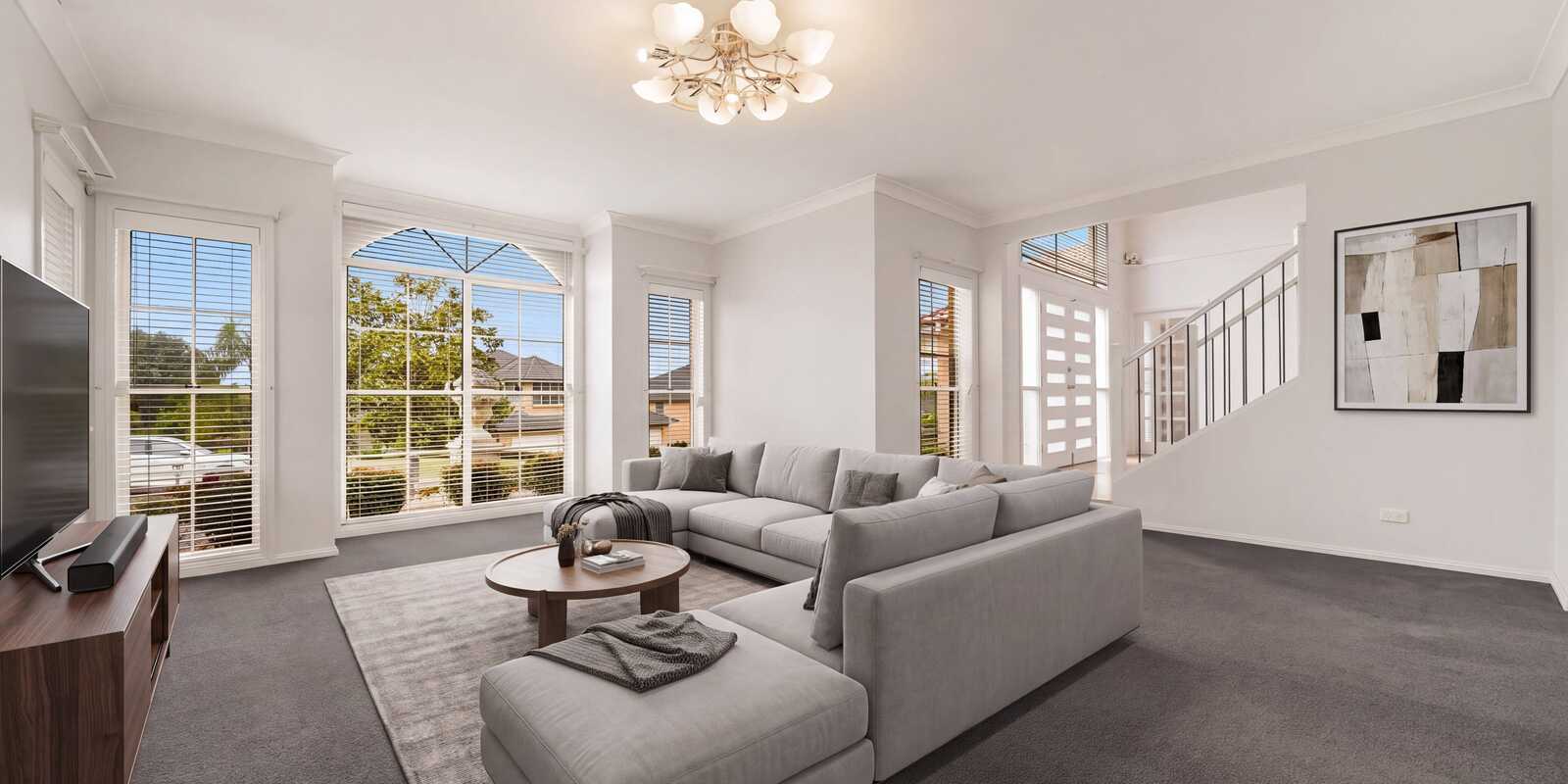 6 Forbes Way Macquarie Links
