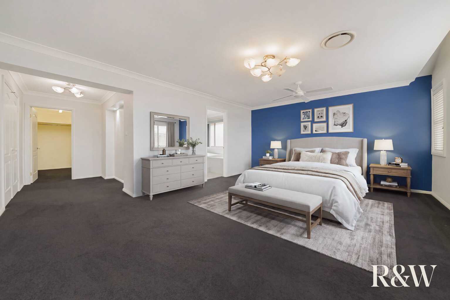 6 Forbes Way Macquarie Links