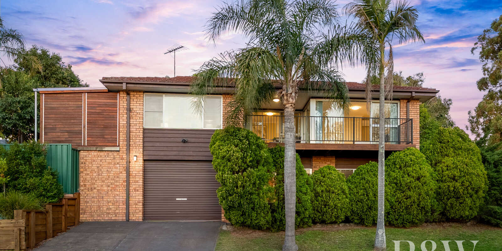 24 AKUNA AVENUE Bradbury