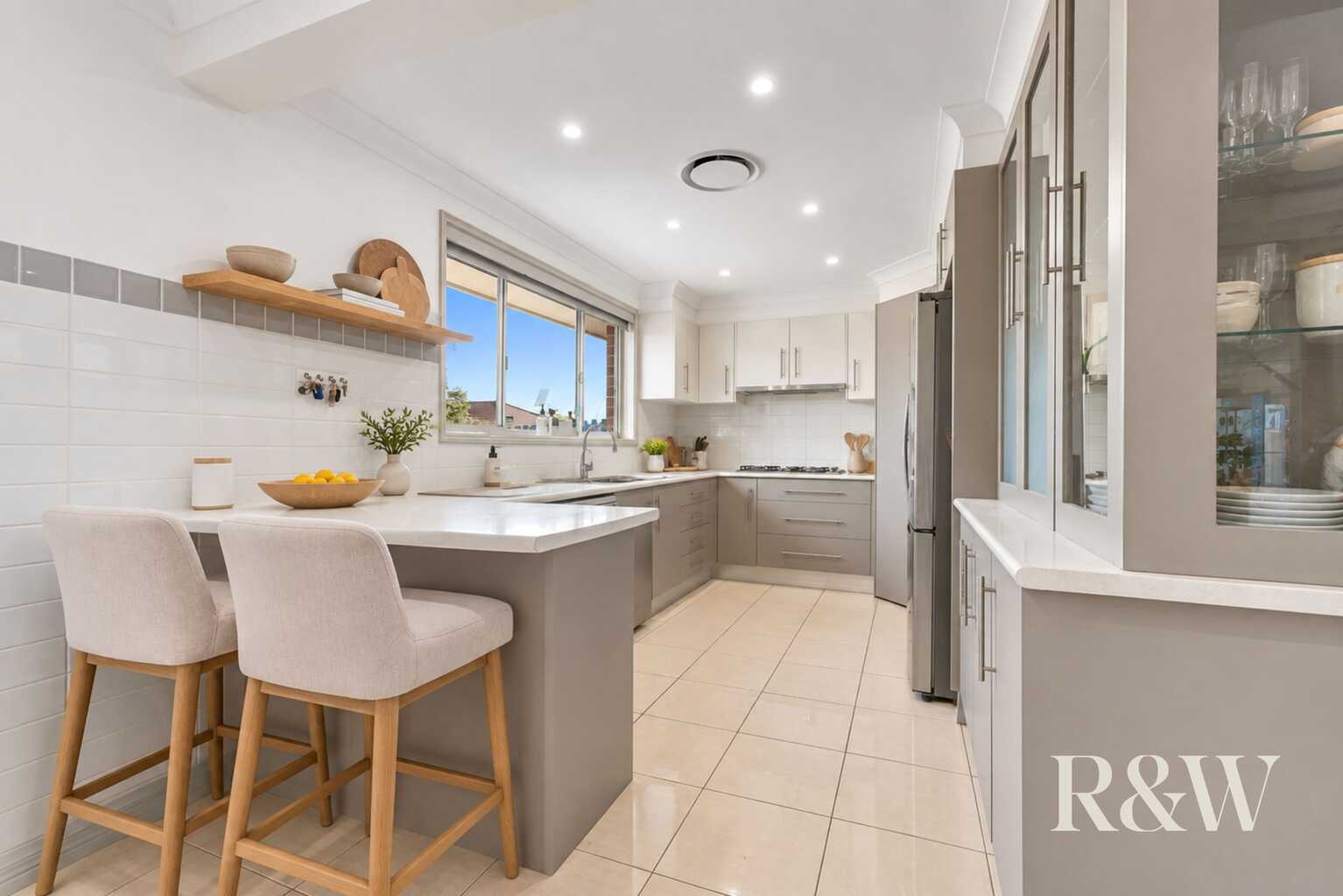 4 FRIGATE-BIRD AVENUE Hinchinbrook