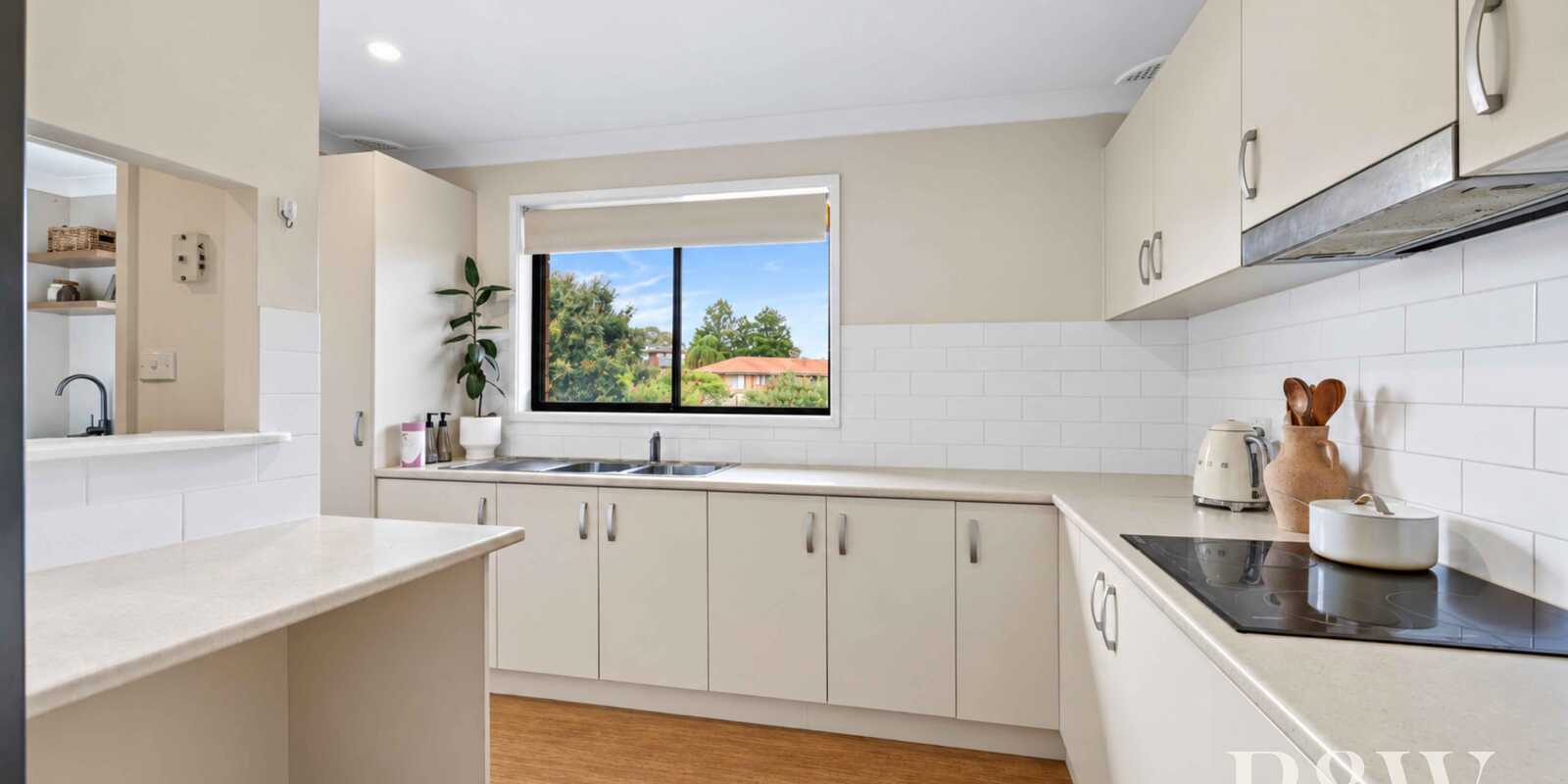 40 PARKHILL AVENUE Leumeah