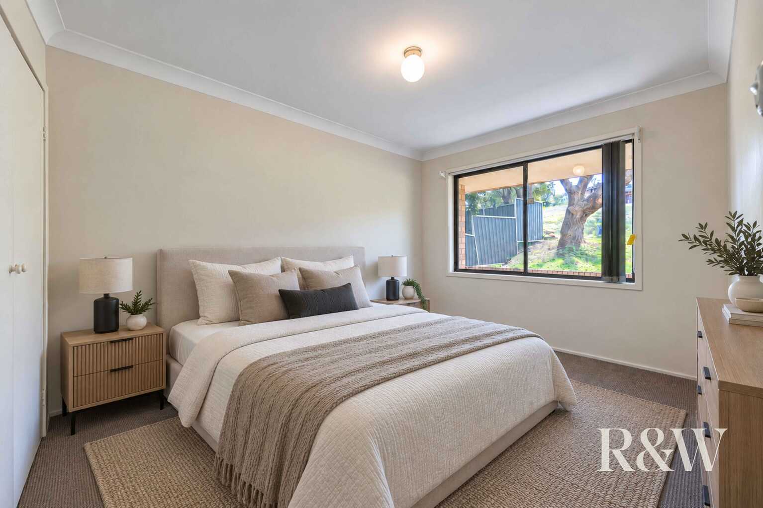 40 PARKHILL AVENUE Leumeah