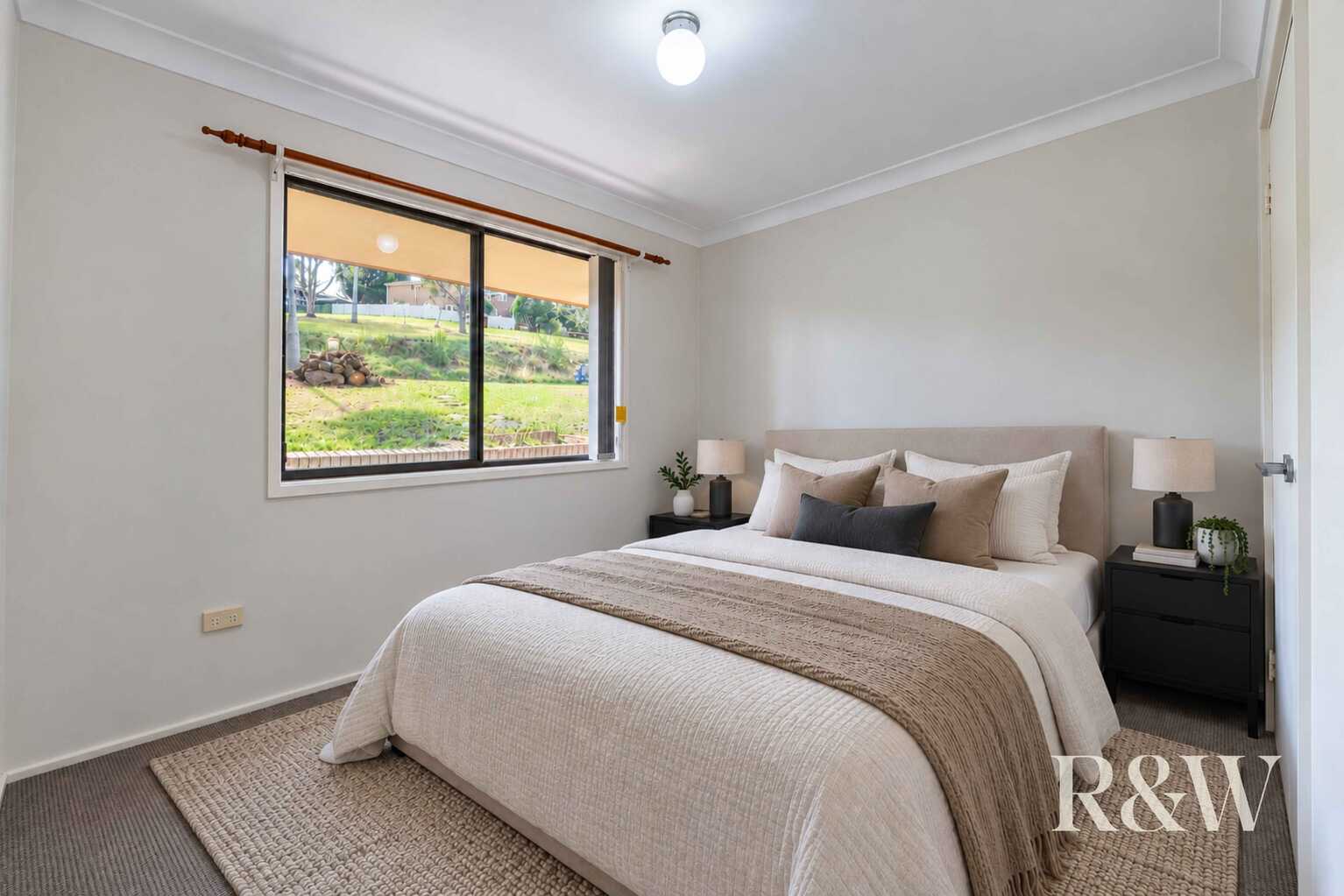 40 PARKHILL AVENUE Leumeah