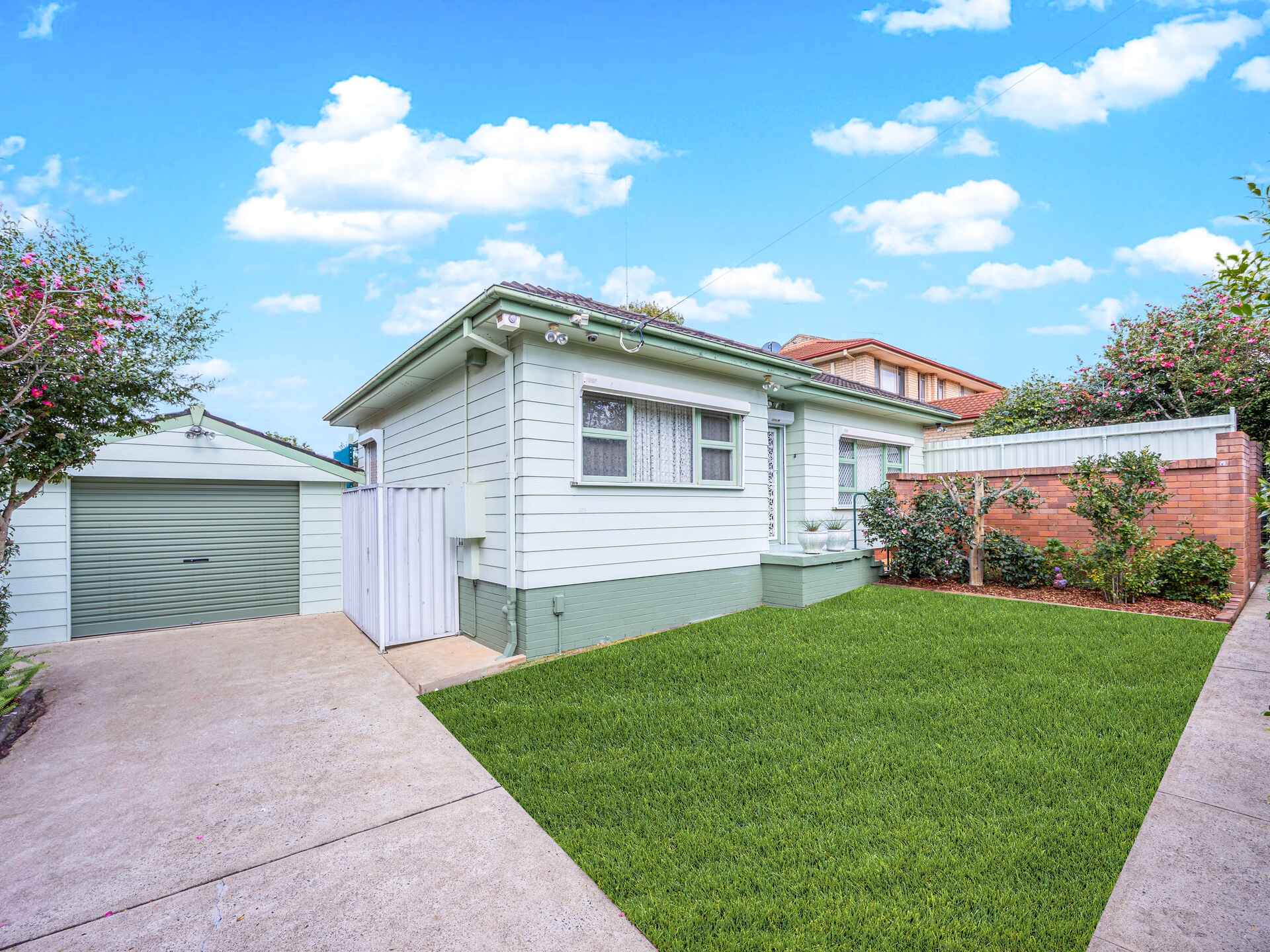6 Aubrey Street Ingleburn