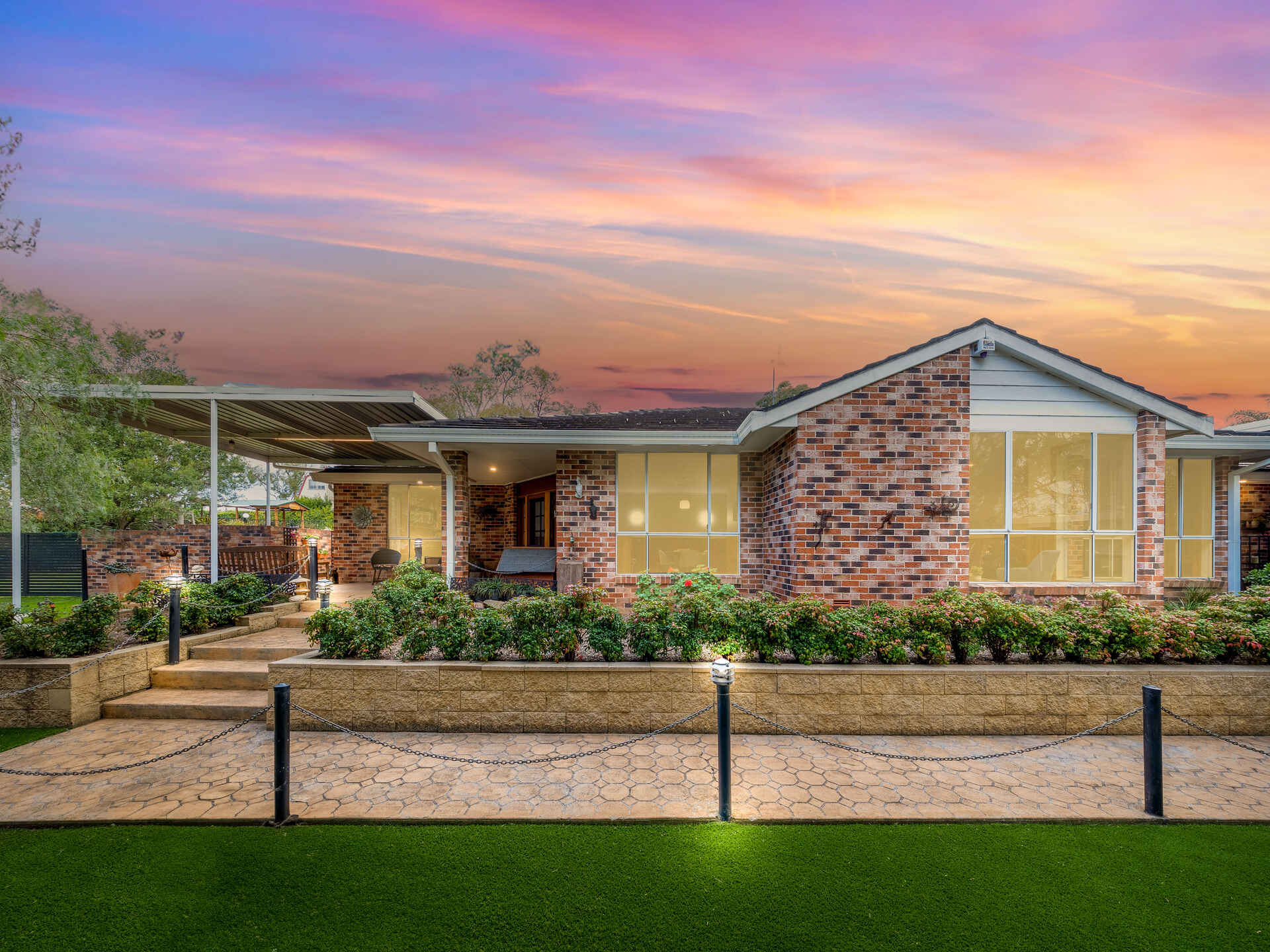 137 LONGHURST ROAD Minto