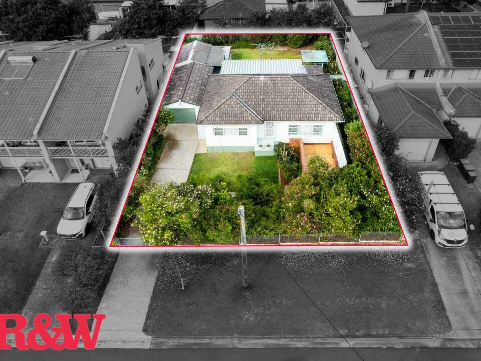 6 Aubrey Street Ingleburn
