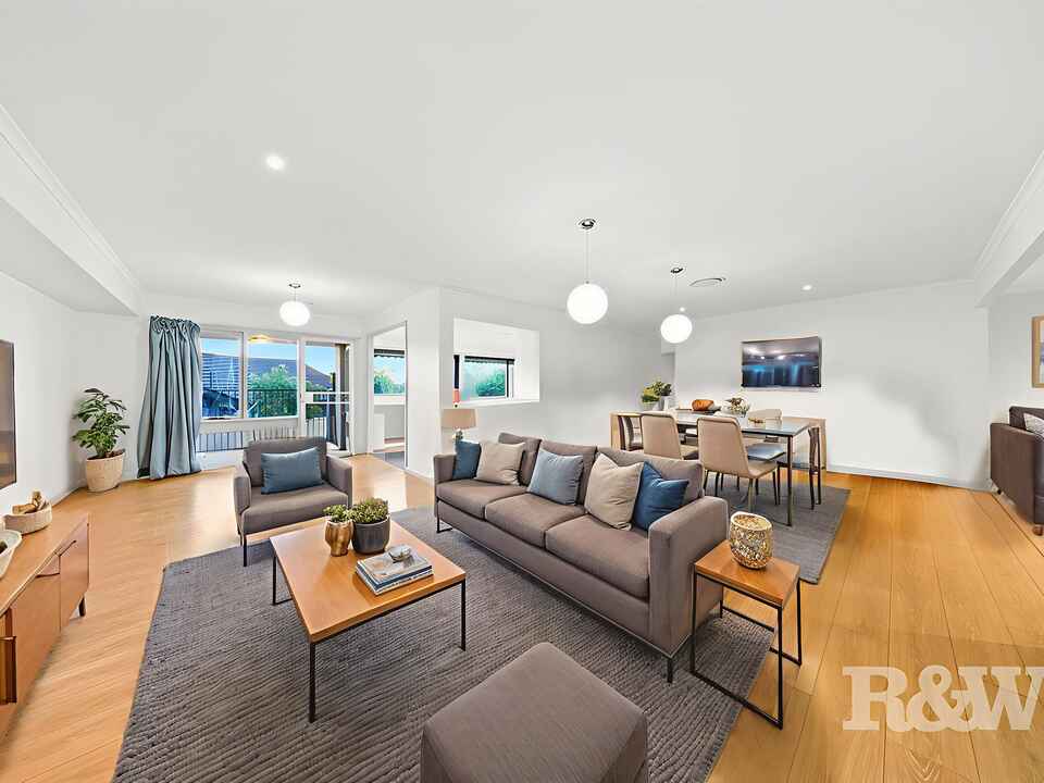 12 OMARU CRESCENT Bradbury