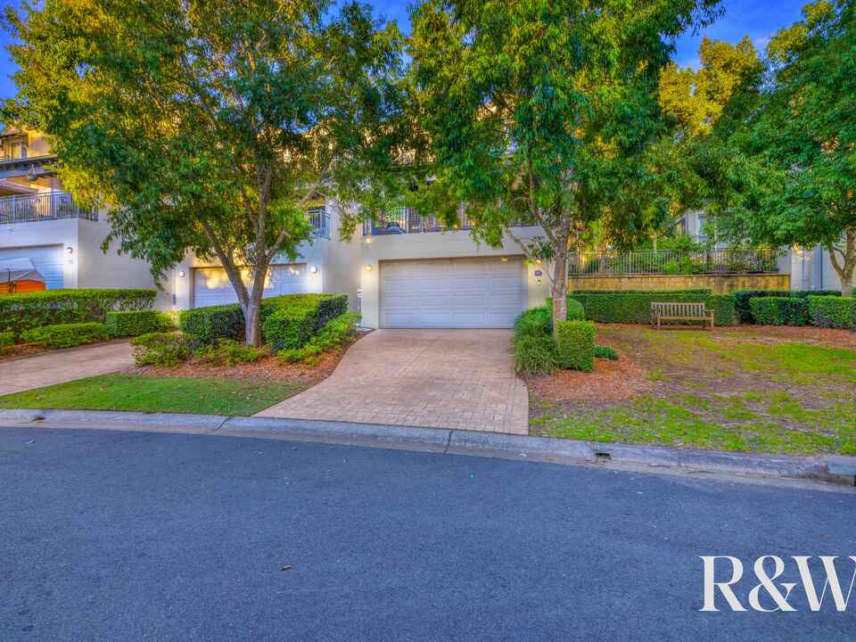14 JANE JARVIS WAY Macquarie Links