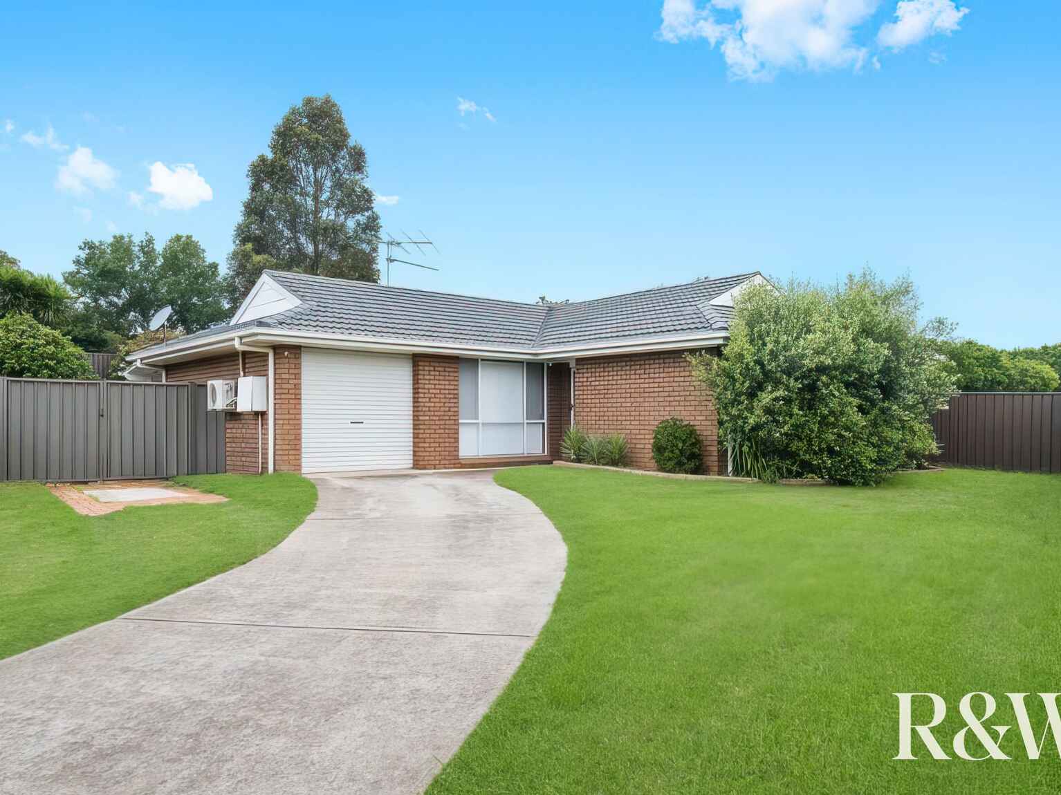 10 Fishburn Place Narellan