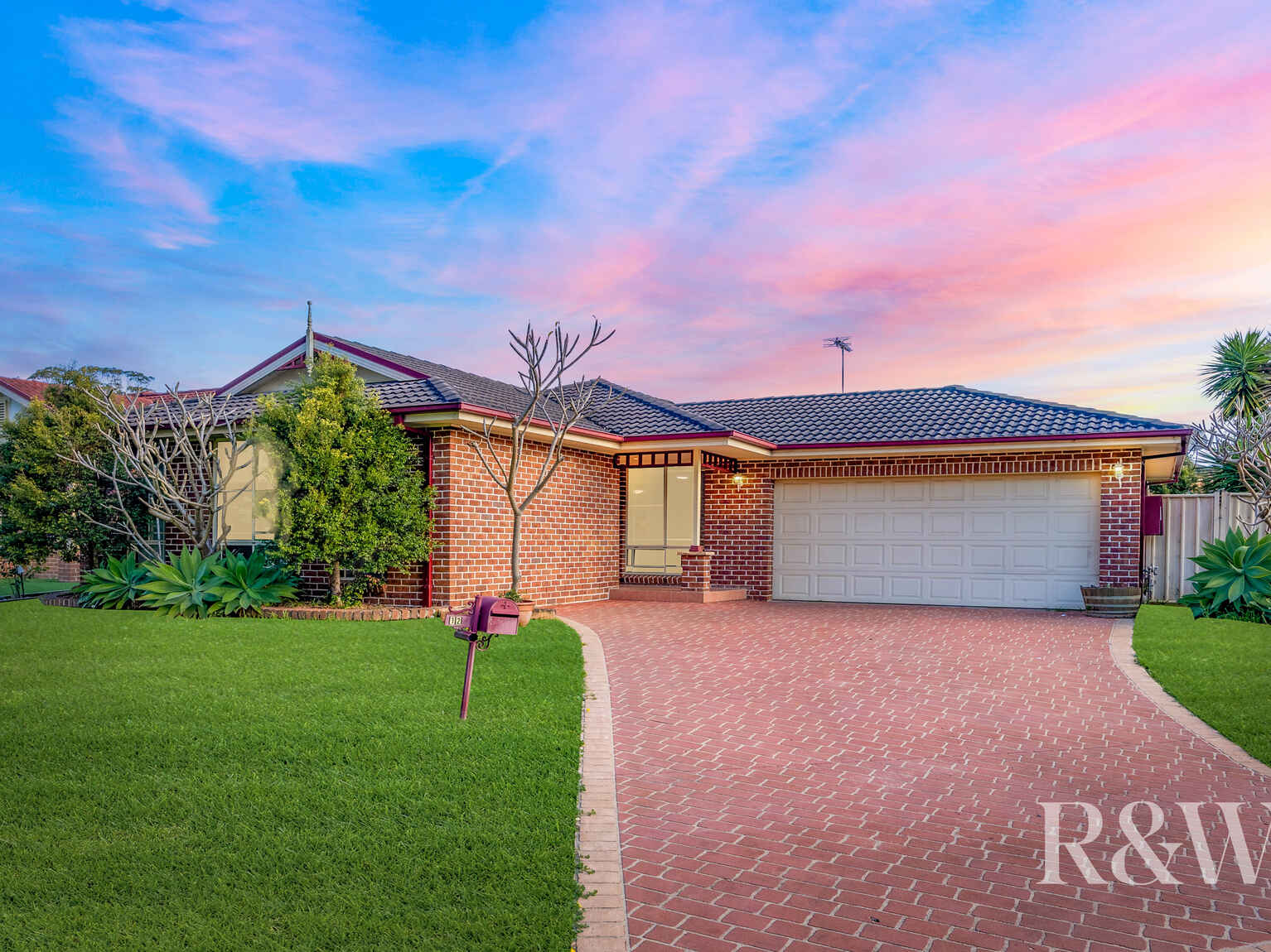 12 Martin Place Mount Annan