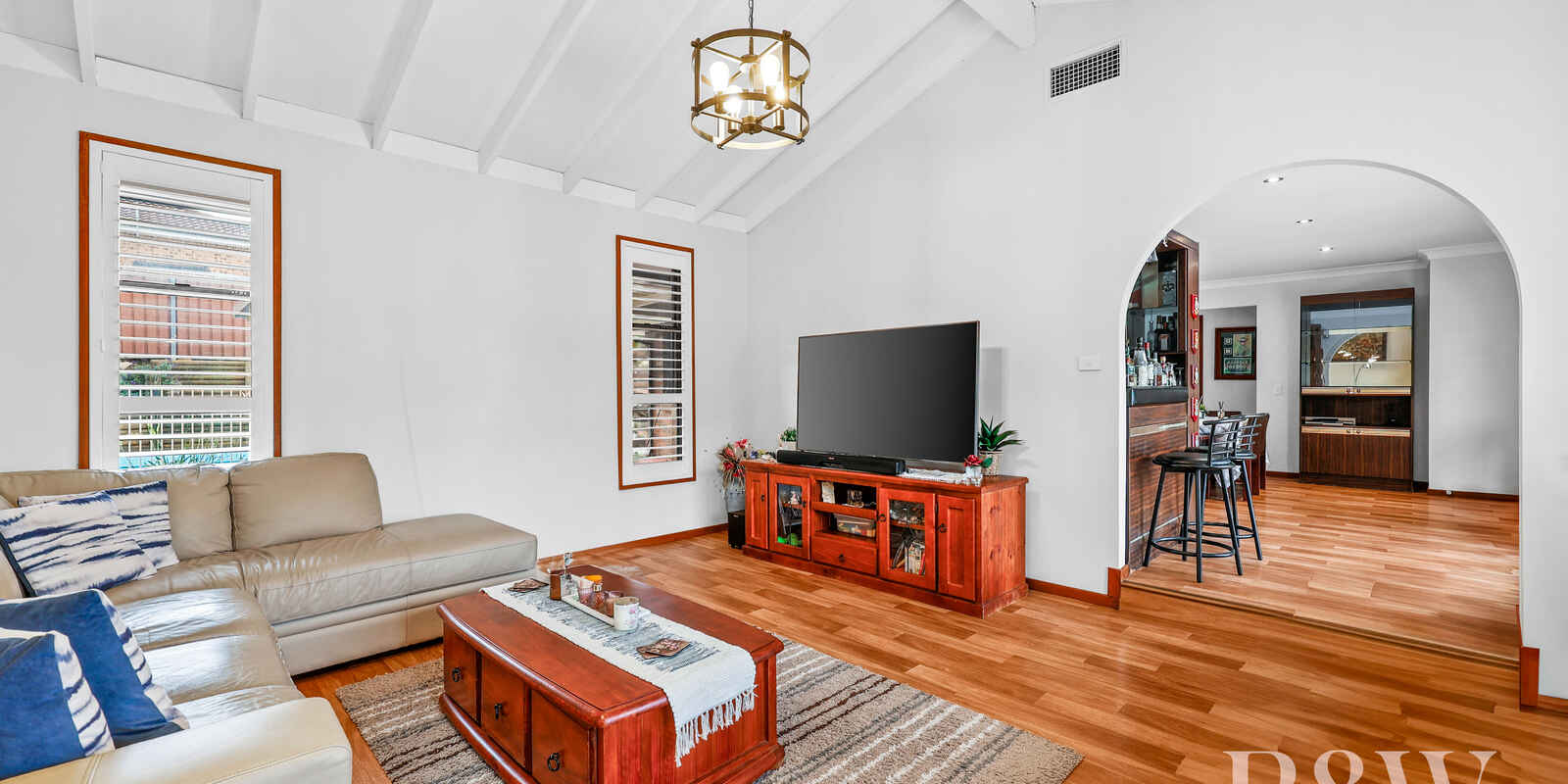 87 DONALBAIN CIRCUIT Rosemeadow