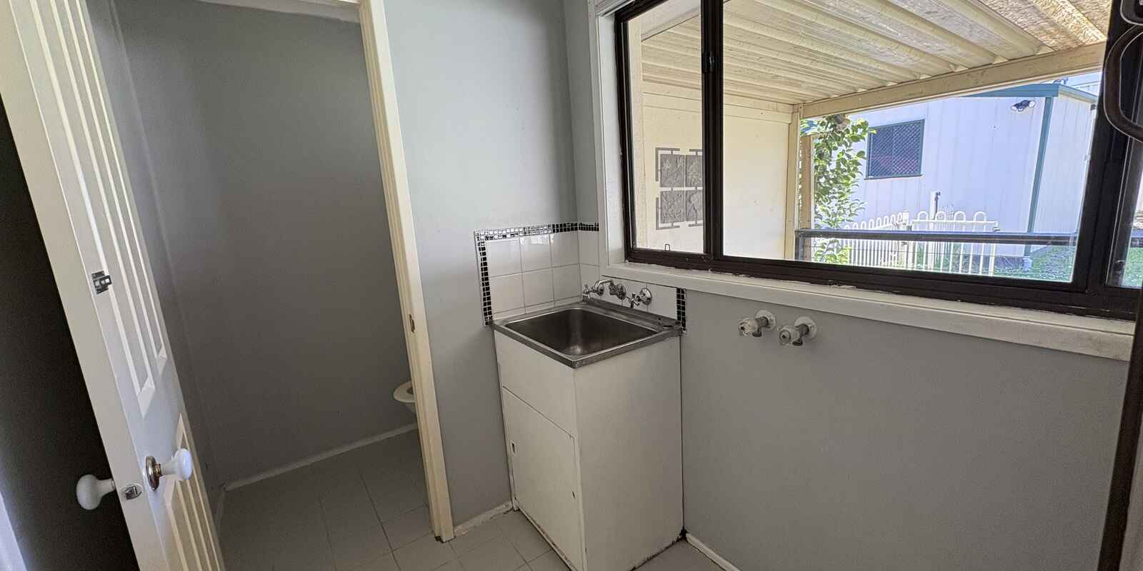 28 Woodhouse Drive Ambarvale 28 Woodhouse Drive Ambarvale