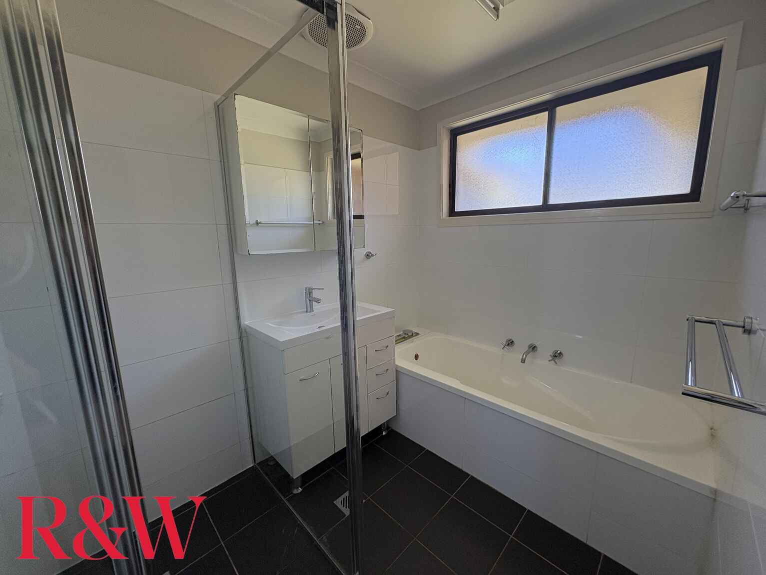 7 Dewrang Avenue Bradbury