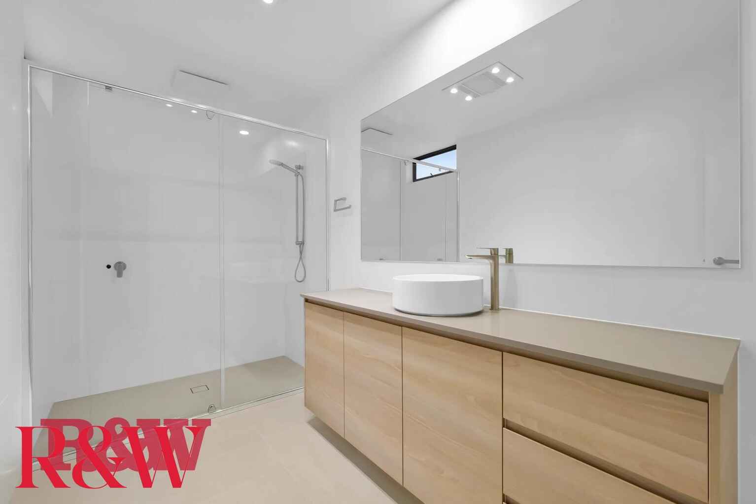 16 Mckinnon Circuit Gledswood Hills 16 Mckinnon Circuit Gledswood Hills