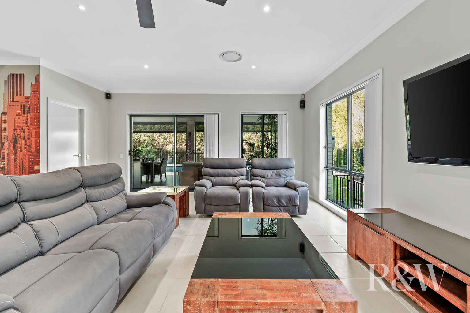 13 HORNBY STREET Wilton 13 HORNBY STREET Wilton