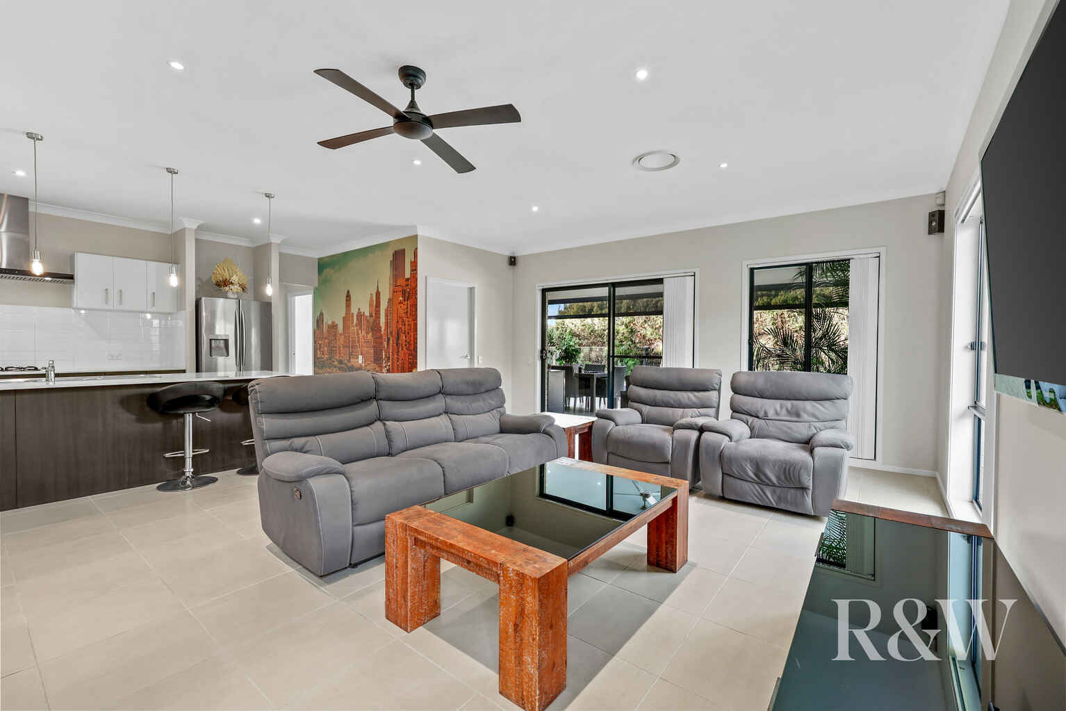 13 HORNBY STREET Wilton 13 HORNBY STREET Wilton