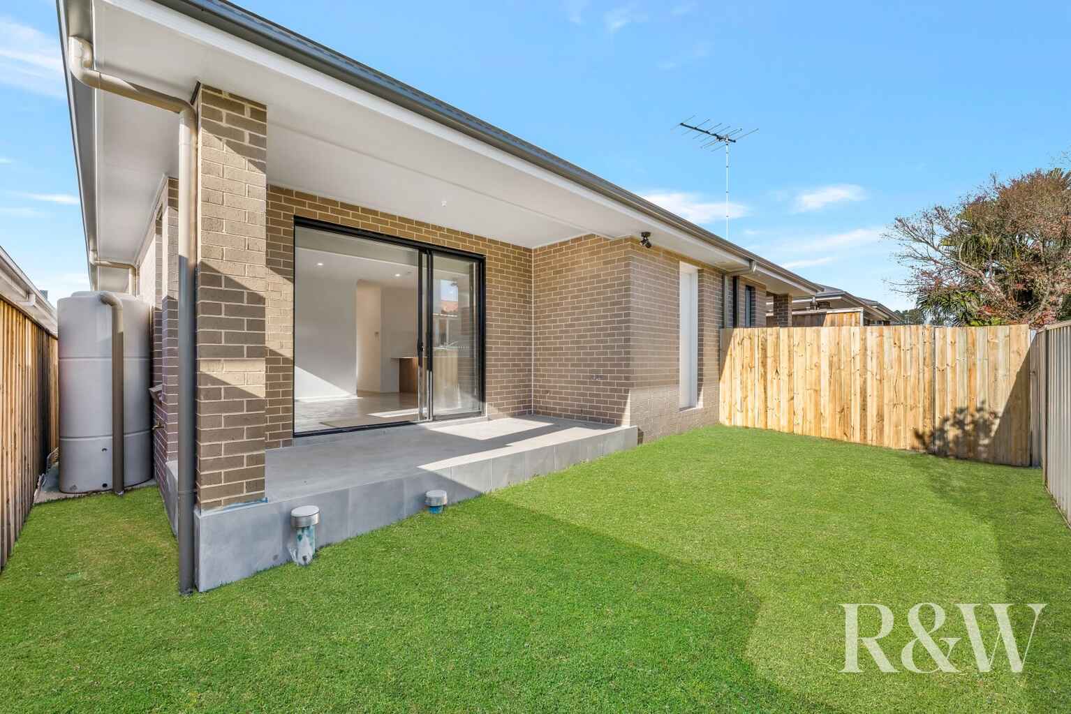 60 & 60A Dunstan Drive Bradbury