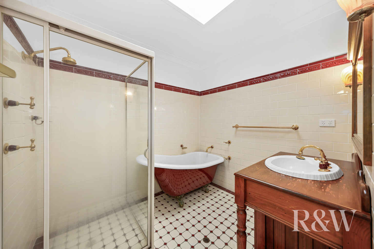 13 LUGARNO AVENUE Leumeah