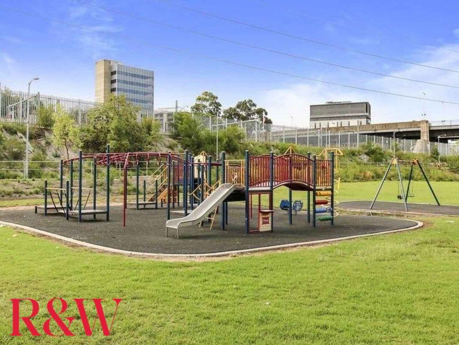 77/2 Riverpark Drive Liverpool 77/2 Riverpark Drive Liverpool