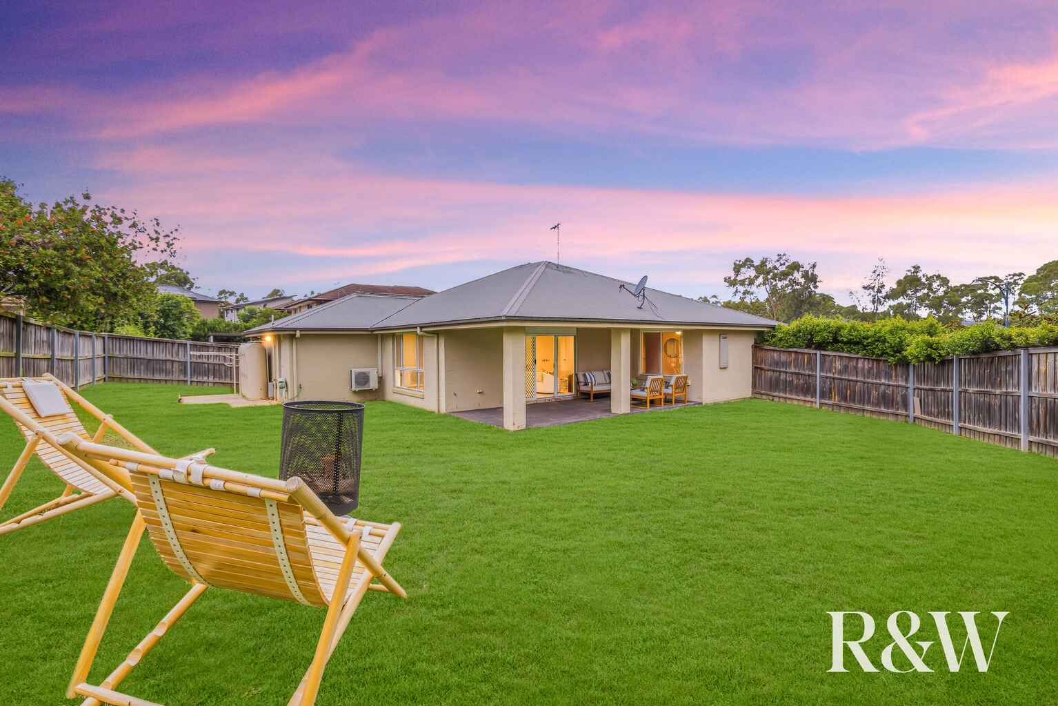 10 JARVISFIELD PLACE Macquarie Links 10 JARVISFIELD PLACE Macquarie Links