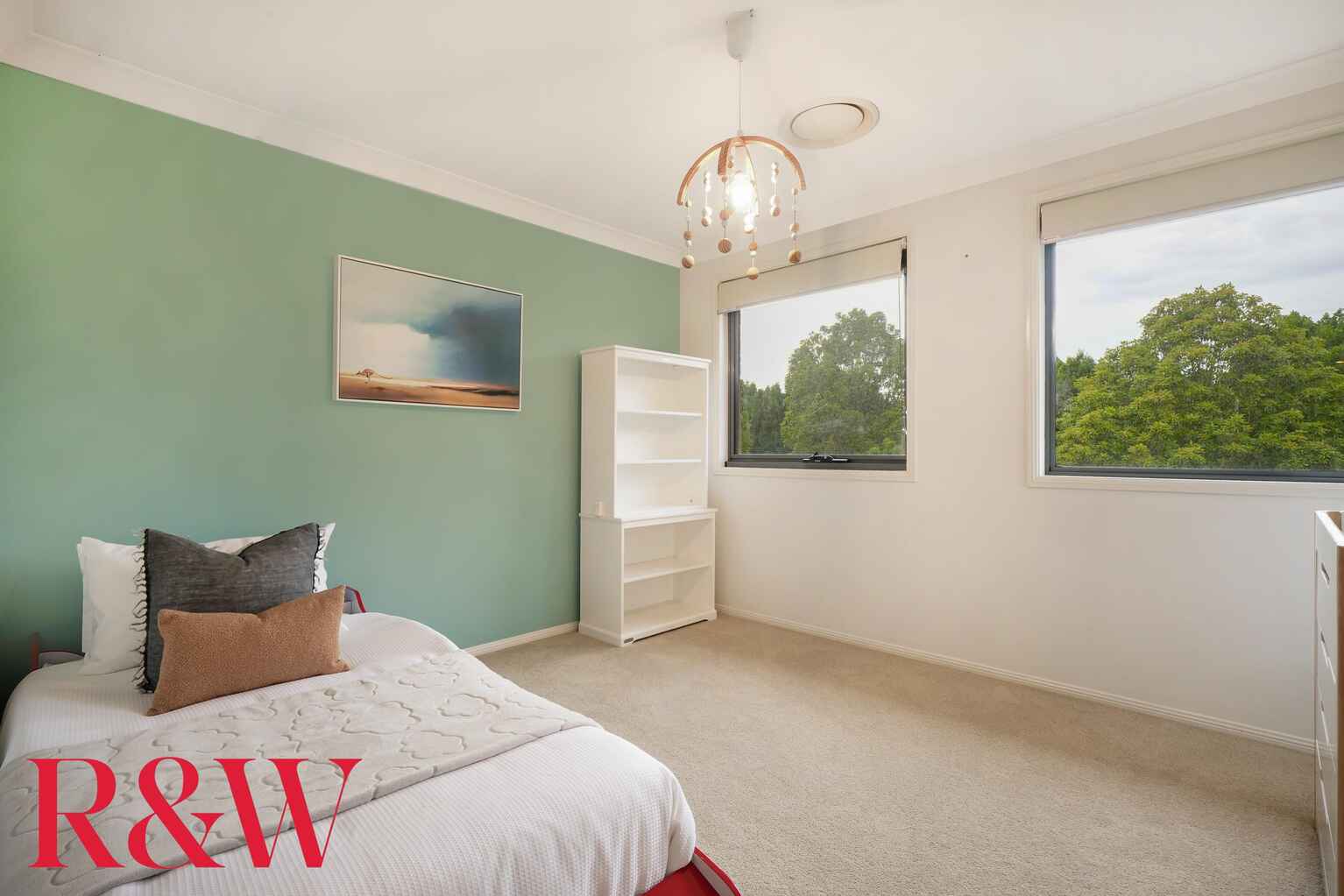 19 Strathwallen Close Macquarie Links