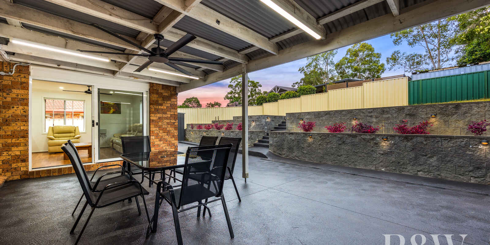 50 DOWNES CRESCENT Currans Hill 50 DOWNES CRESCENT Currans Hill