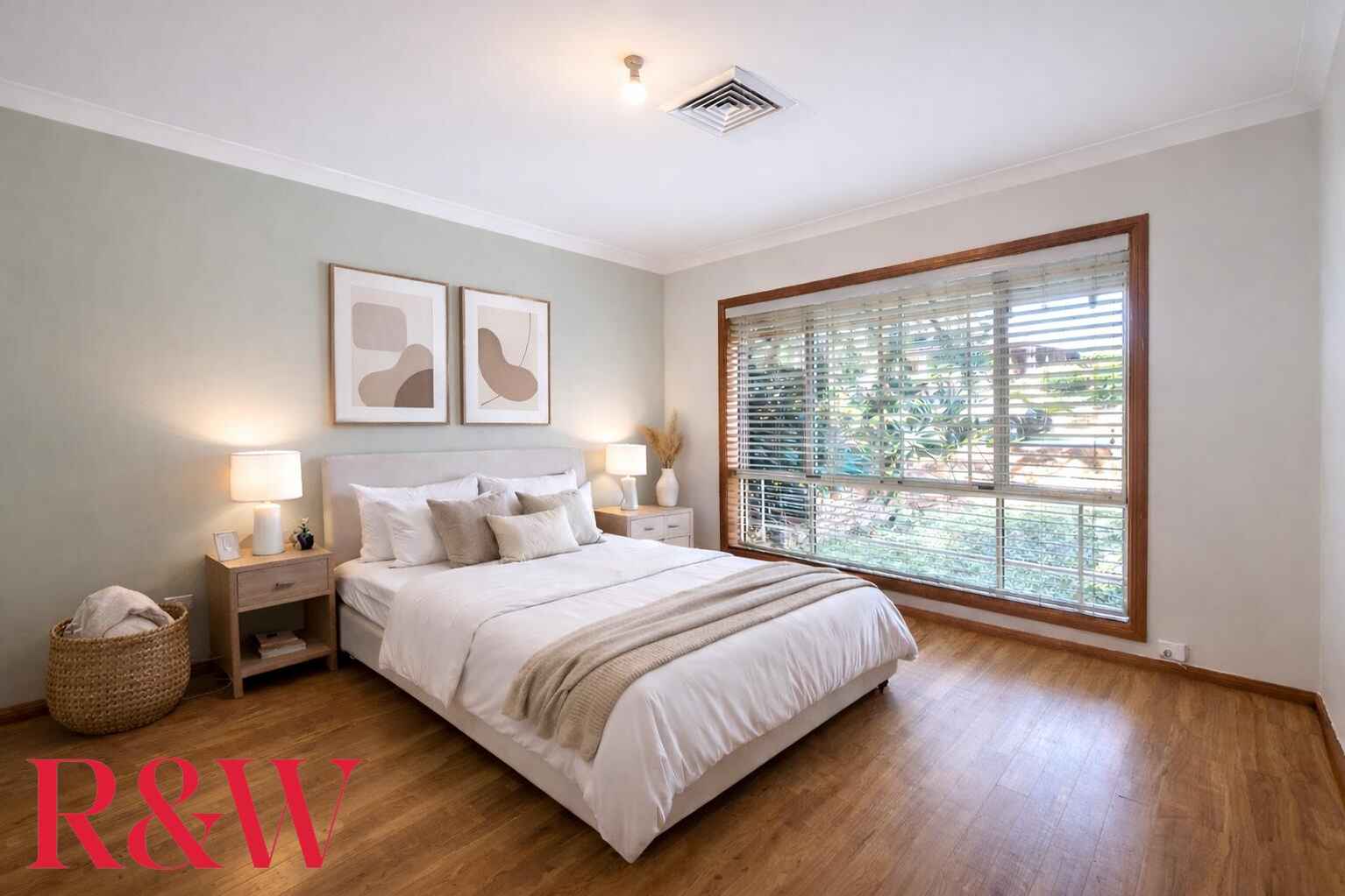 99 Abington Crescent Glen Alpine 99 Abington Crescent Glen Alpine