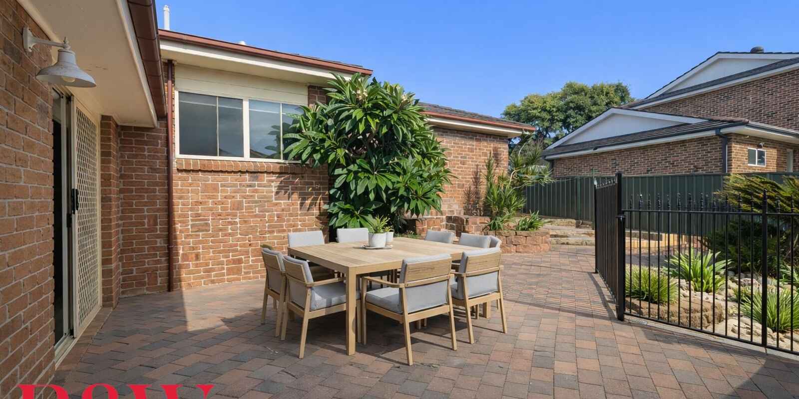 99 Abington Crescent Glen Alpine 99 Abington Crescent Glen Alpine