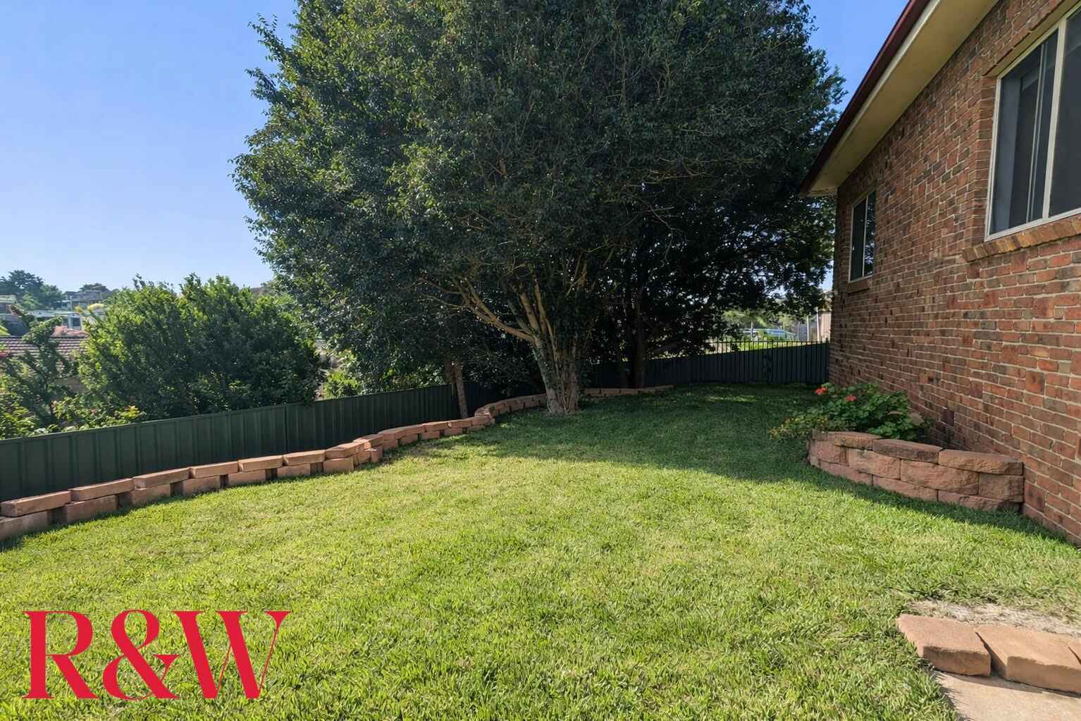 99 Abington Crescent Glen Alpine 99 Abington Crescent Glen Alpine