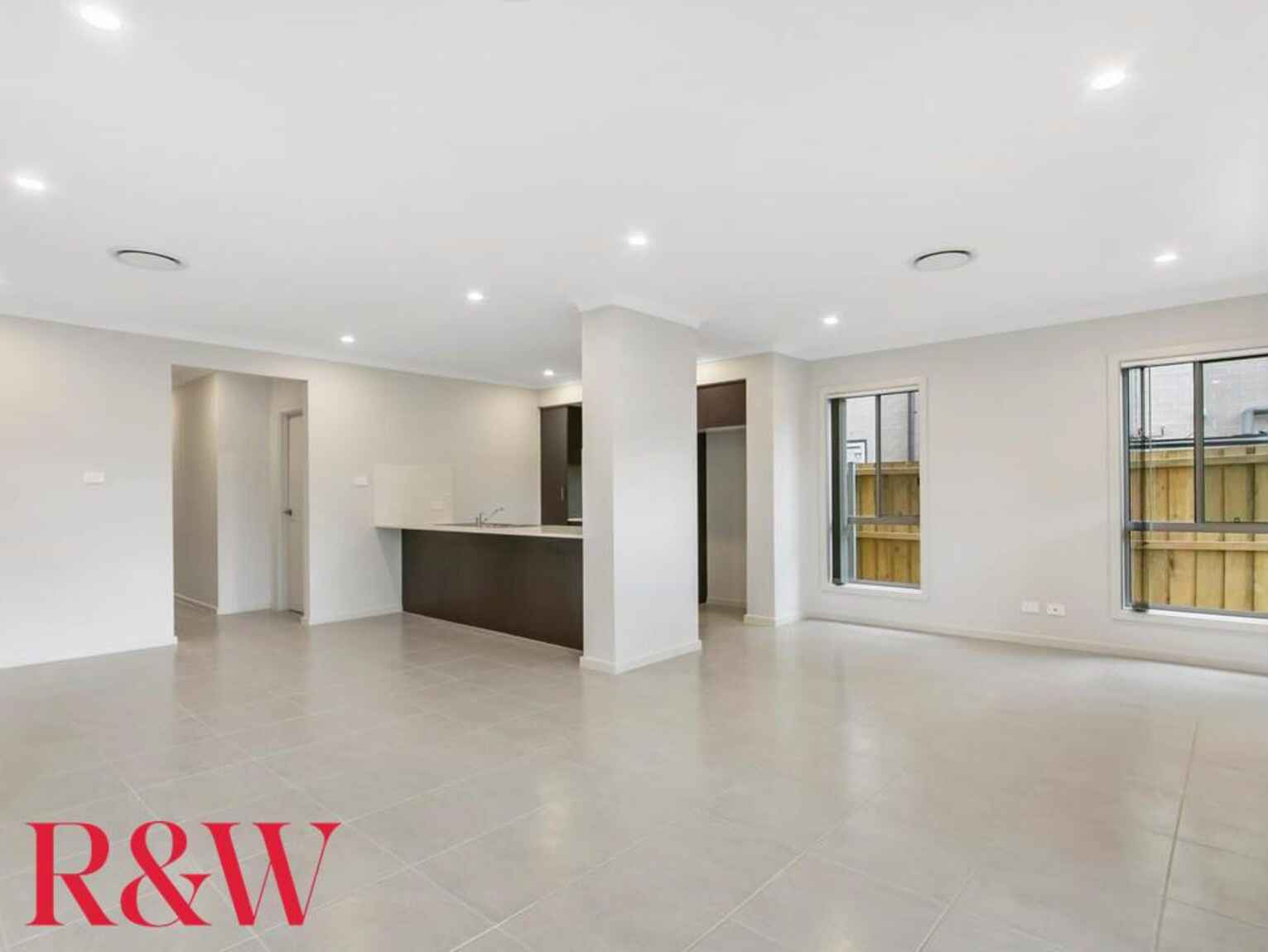 49 Heathland Ave Schofields