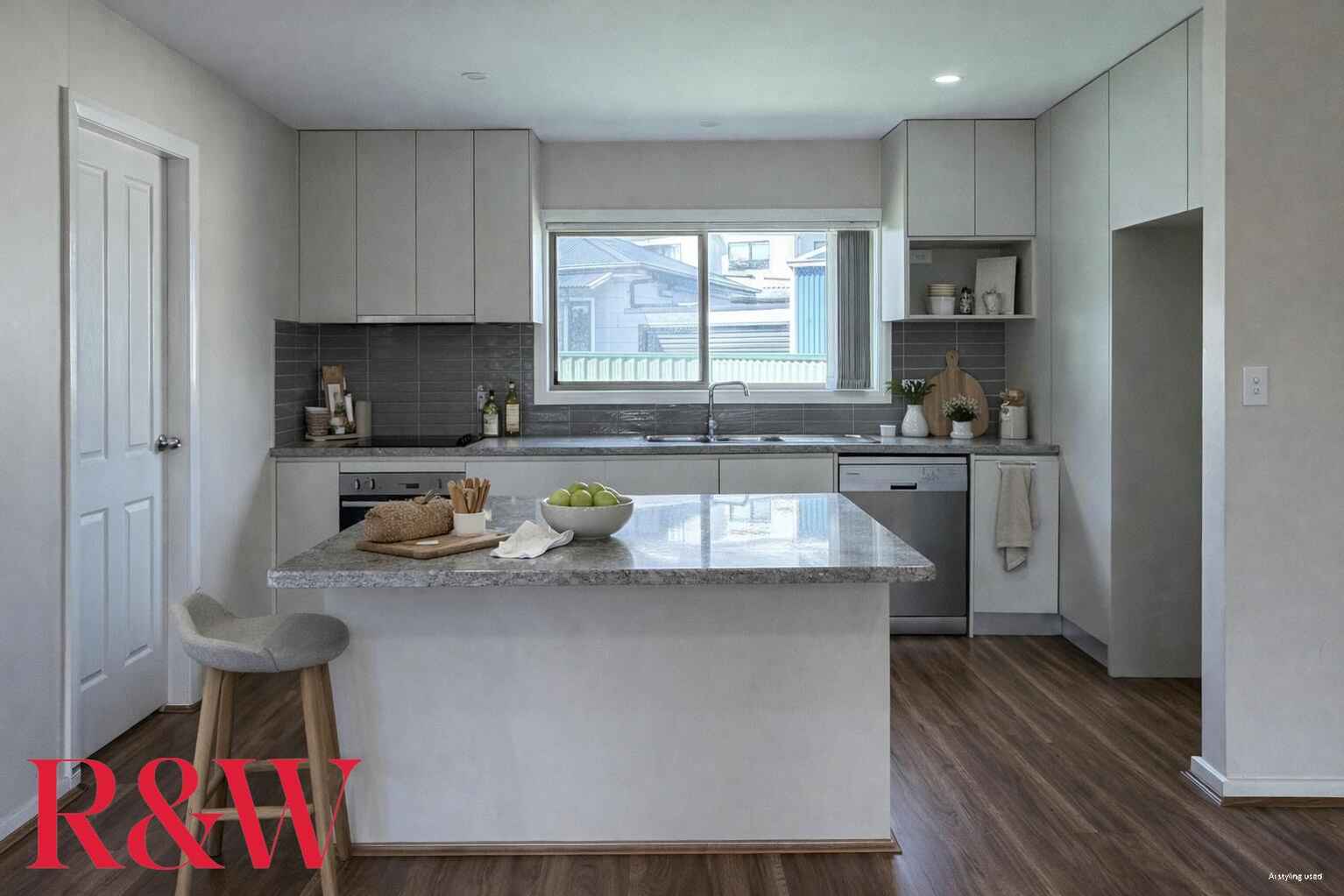 12 Mccahons Avenue Georges Hall