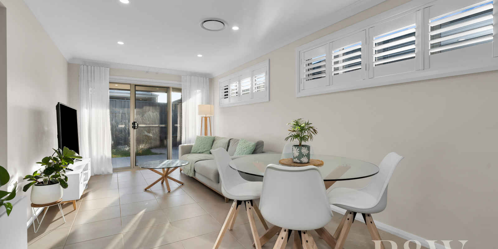 33 Minnamurra Drive Gregory Hills