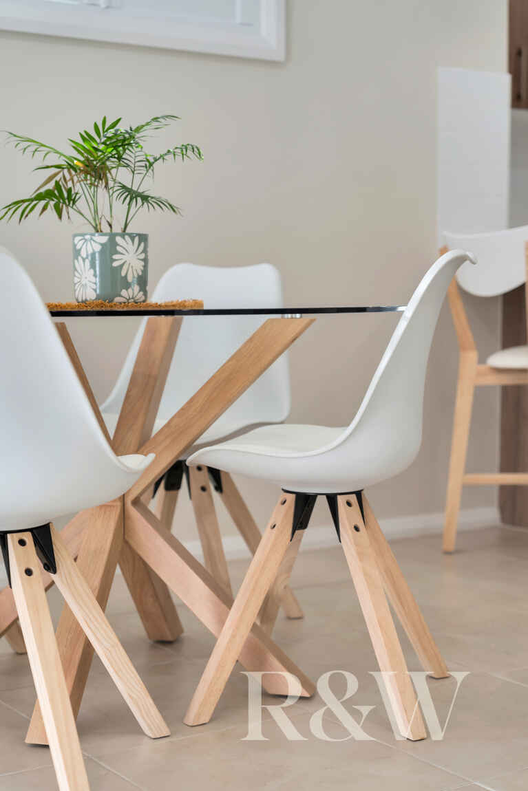 33 Minnamurra Drive Gregory Hills