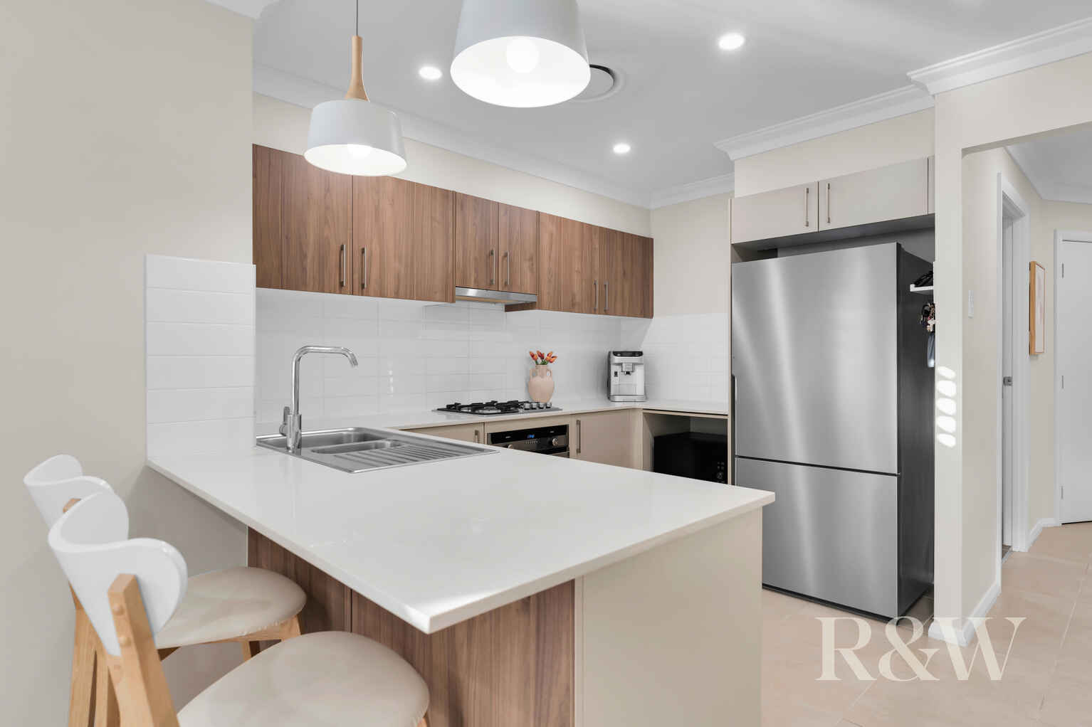 33 Minnamurra Drive Gregory Hills